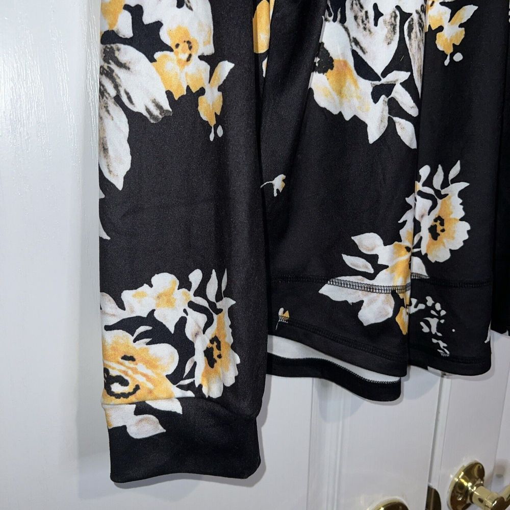 Fantaslook Floral Print Black Yellow White Long Sleeve Top Size Large Warm Soft - Picture 2 of 9